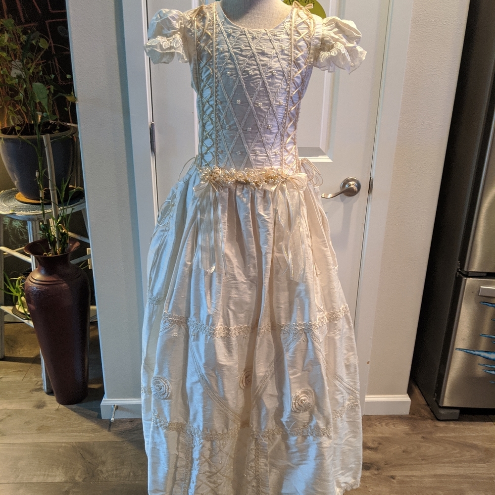 First Communion Dress - Picture 10 of 10